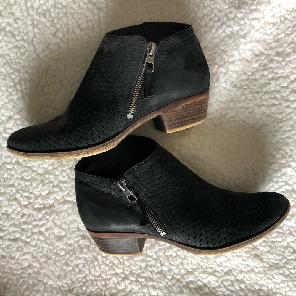 Lucky Brand black zipper bootie